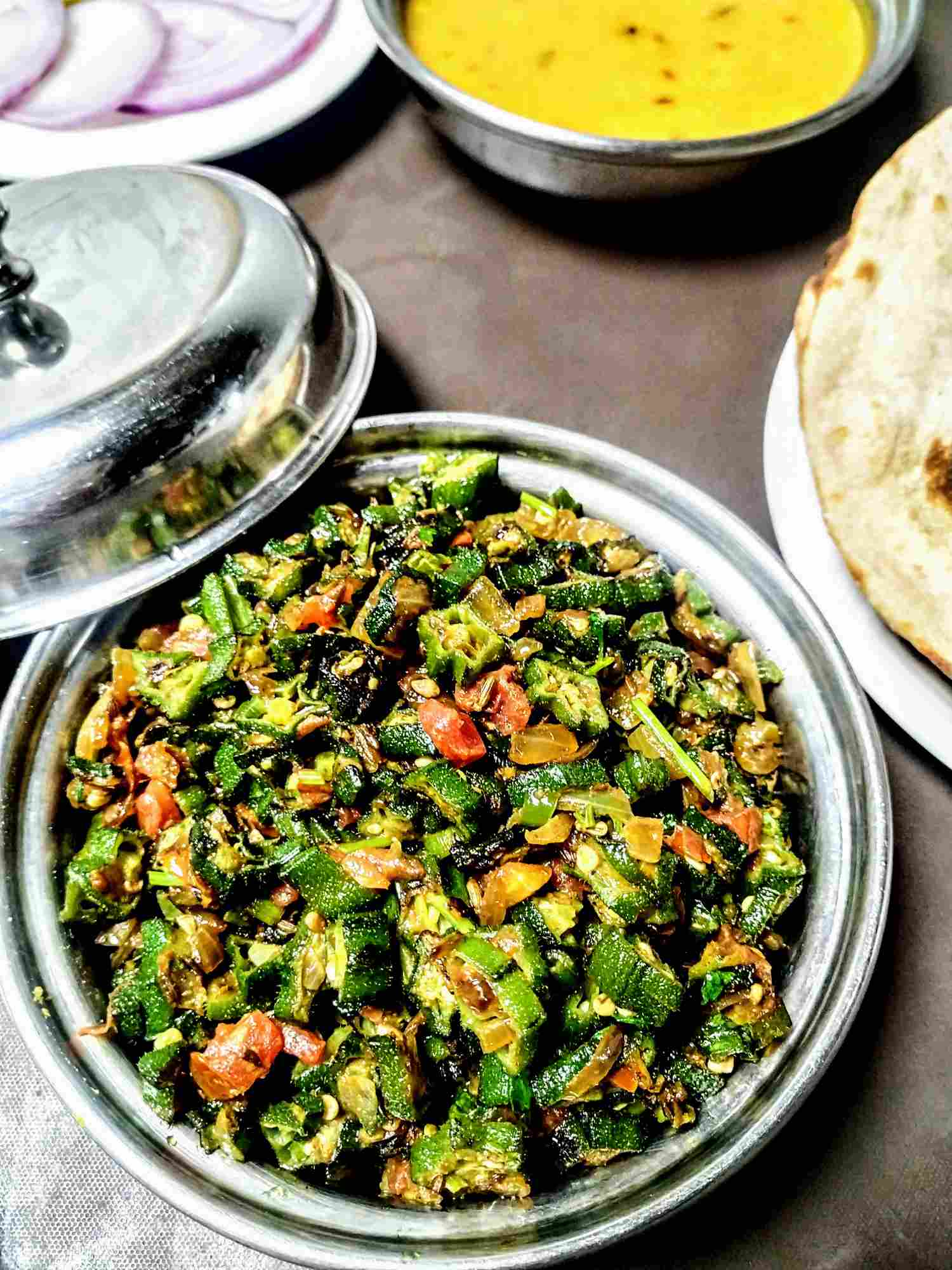 Bhindi ki sabji bhindi fry - hassanchef restaurant style recipes
