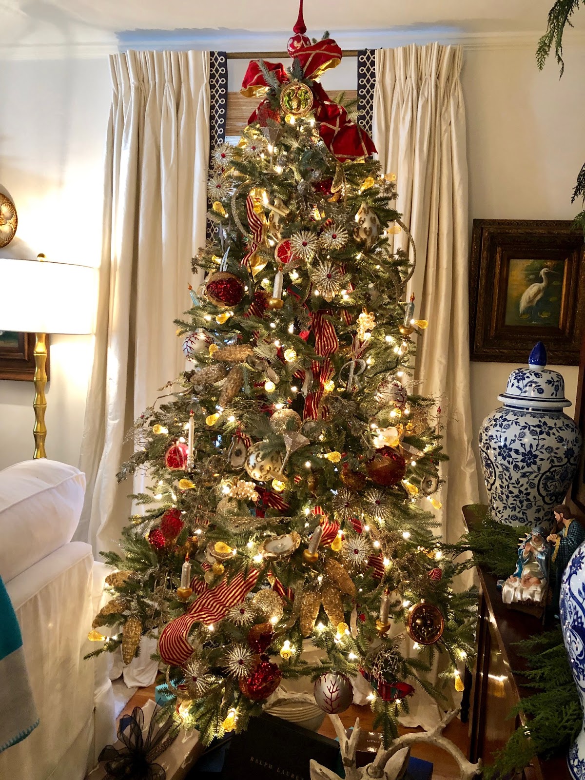 The Uptown Acorn Deck the {Christmas Tree}