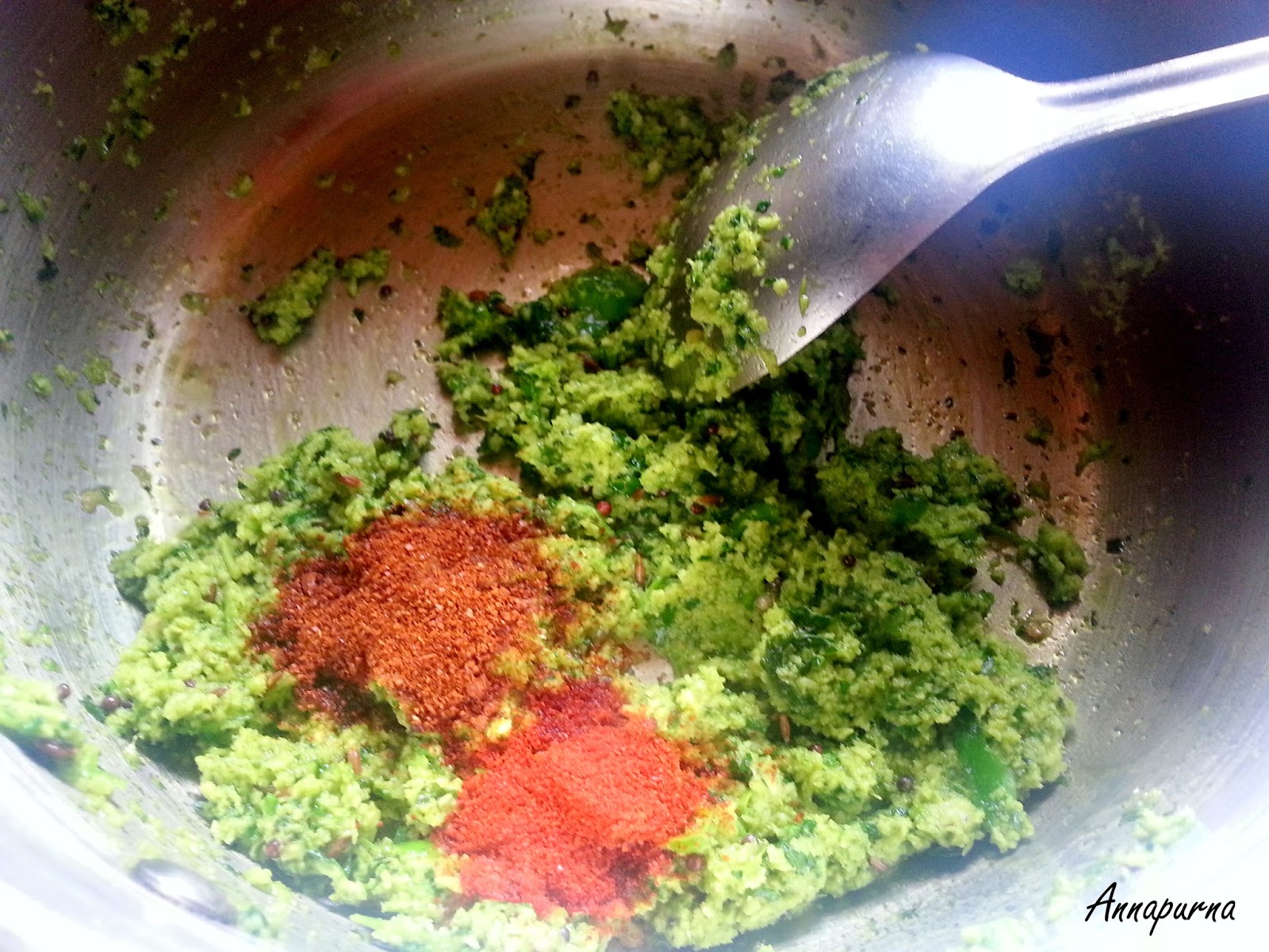 Annapurna Matar Usal / Green Pea Curry Recipe From The Maharashtrian