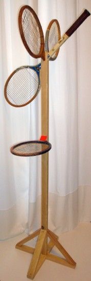 How to Recycle: Bring Back to Life an Old Tennis Rackets