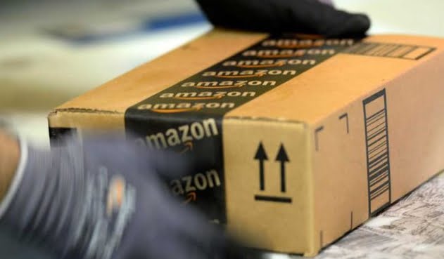 Amazon, bracciali per monitorare il lavoro dei dipendenti inviando vibrazioni per errori