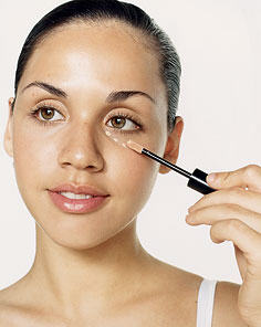 beza concealer dan foundation