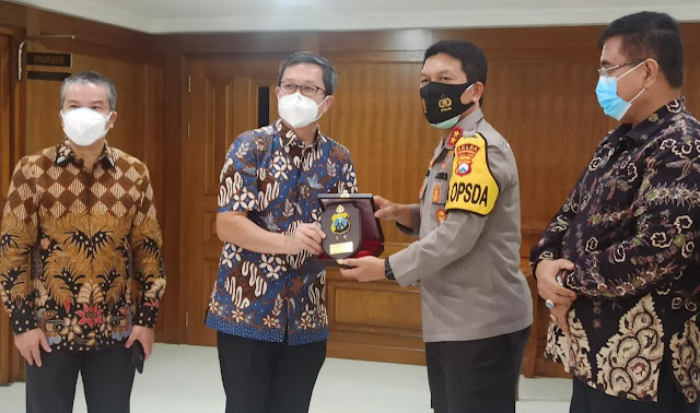 mafia tanah surabaya