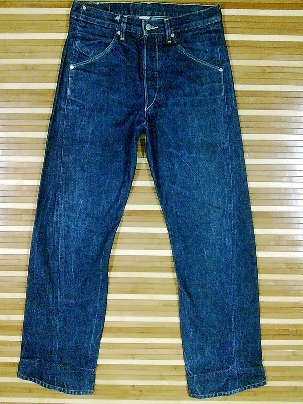 LEVI'S ENGINEERED TURKEY JEANS SIZE 31 (SOLD) ~ different class bundle