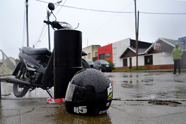 Dos choques, un motociclista y una menor lesionados