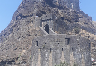 लोहगड लोहगड