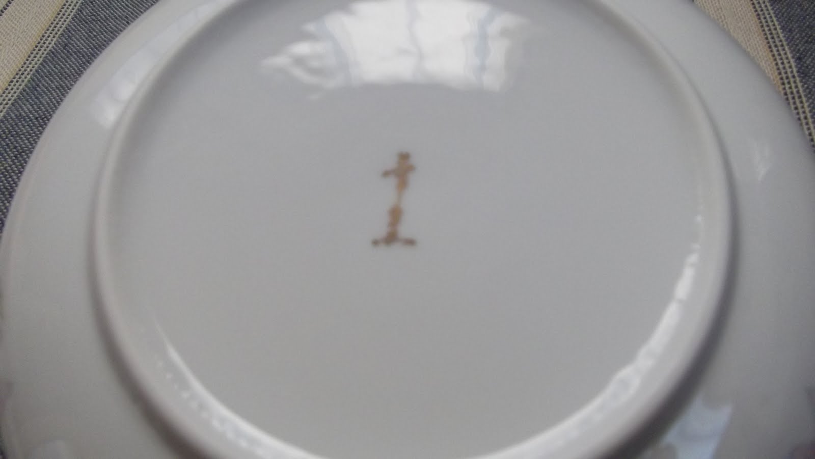 Modern Japanese Pottery and Porcelain Marks (窯印) YAMAKA PORCELAIN of