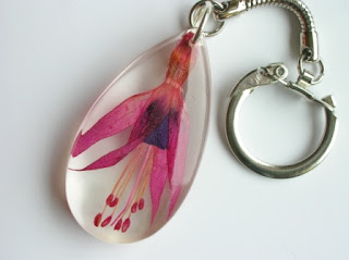 Real Fuchsia flower resin keyring