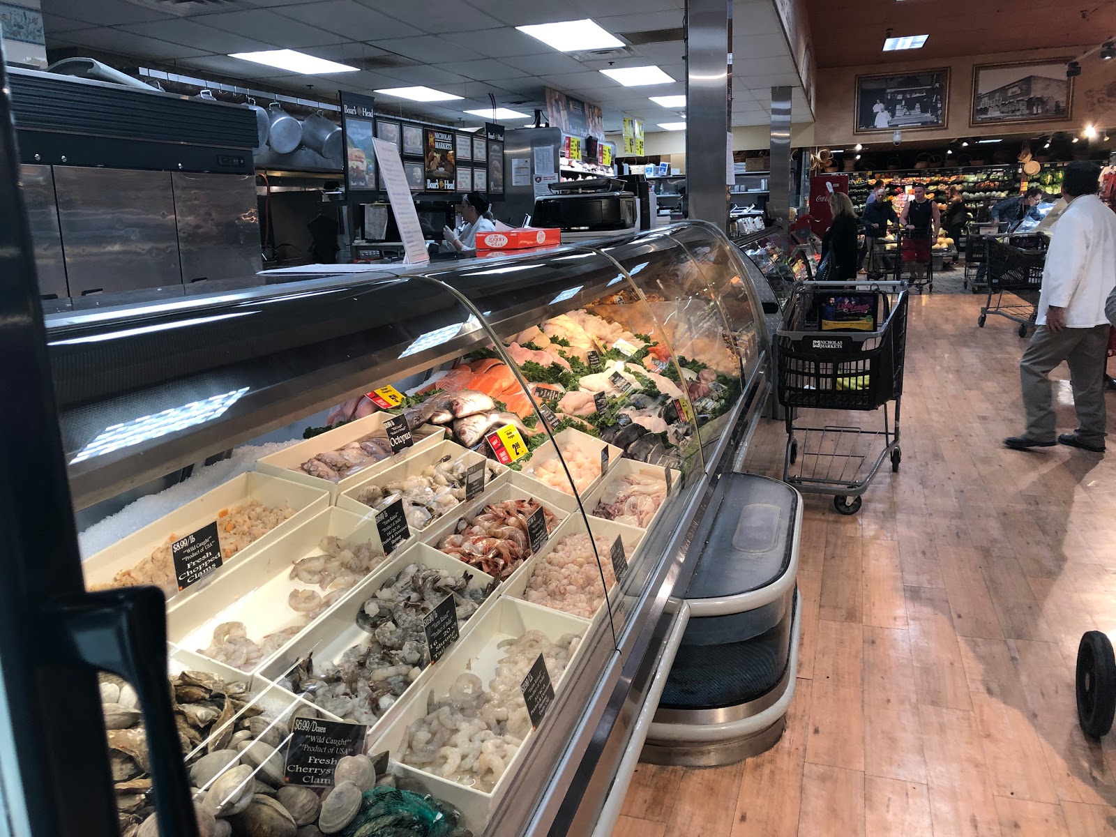 Look Inside Foodtown Cedar Grove, NJ