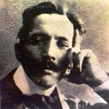 Andrés Pérez Mujica***