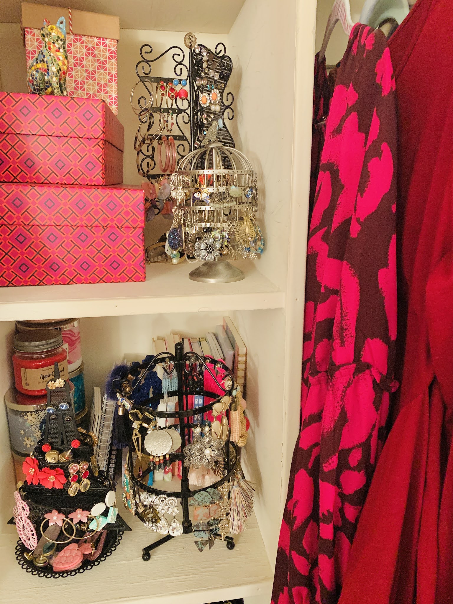 Organizing My Earring Collection + My Favorite Places to Buy Earrings