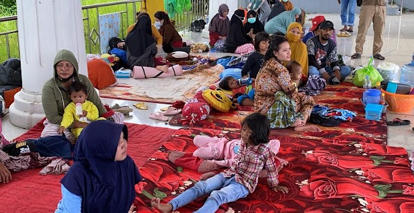 Gempa Susulan di Mamuju, Warga Kembali Mengungsi