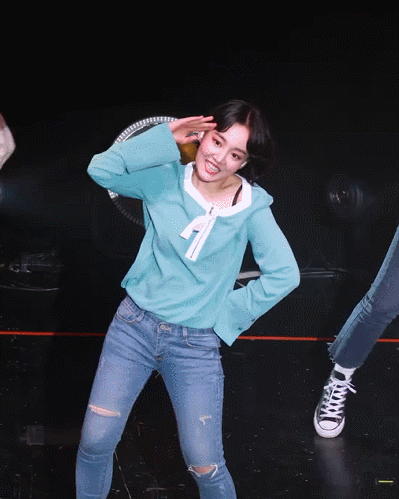 fc2563ca60fc4d2d1dae4bd060818569a231700f.gif