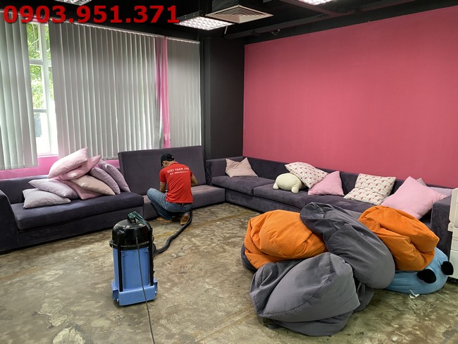 giặt ghế sofa tại nhà