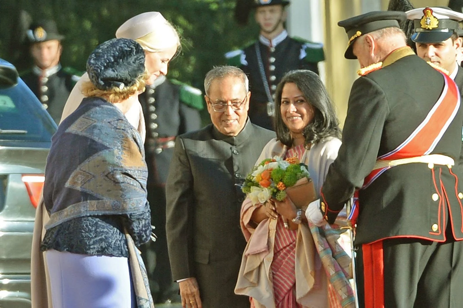 Norwegian Royal Family welcome the President of India, Pranab Mukherjee and his daughter, Sharmistha Mukherjee to Norway on the first day of their state visit to the country.