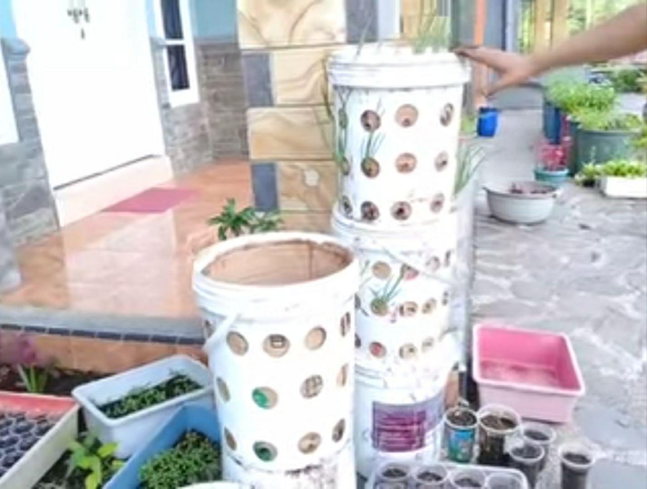 Easy Guide Garden Tower Project DIY