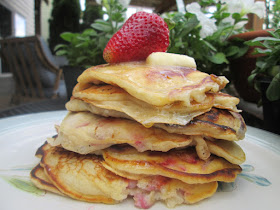 Strawberry Cheesecake Pancakes Recipe