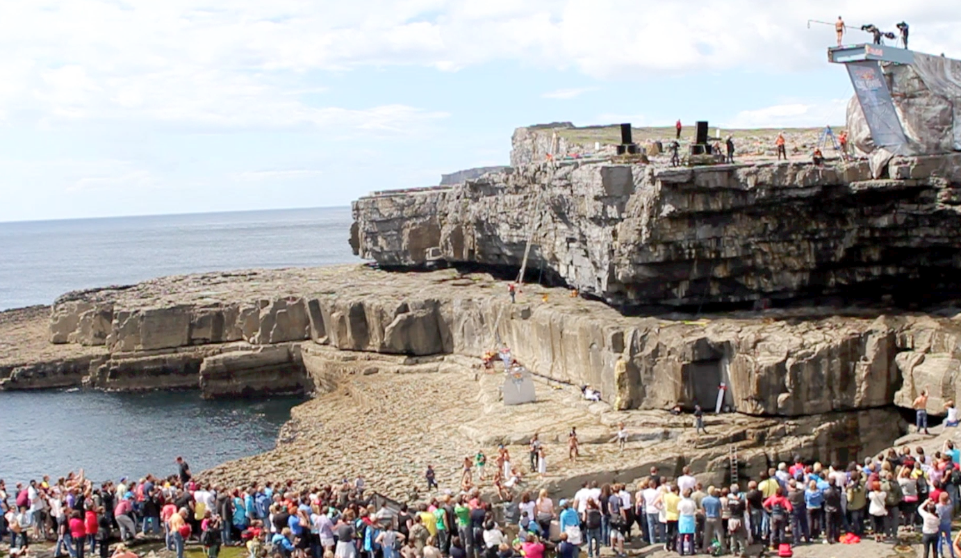 GLOWPUNK RED BULL CLIFF DIVING SERPENT'S LAIR INIS MOR IRELAND
