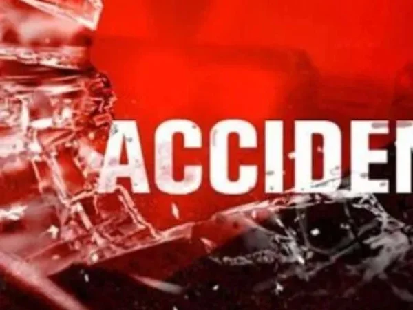 Two died in bike accident at Kayamkulam, Alappuzha, News, Local-News, Accidental Death, Injured, Hospital, Treatment, Obituary, Kerala