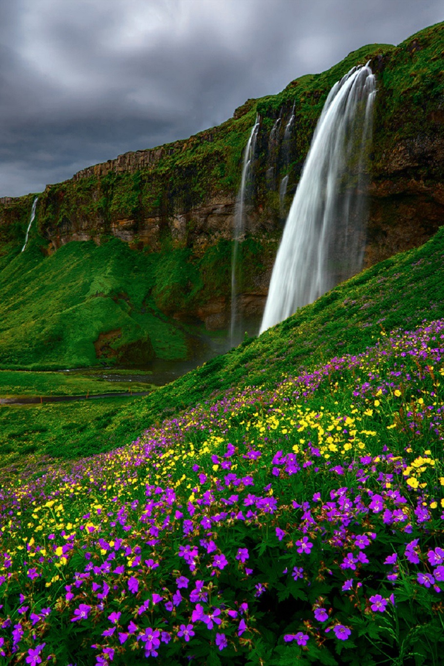 Самая красивая картинка природы в мире. Азорские острова водопады. Водопады Исландии. Красивая природа. Красота природы.