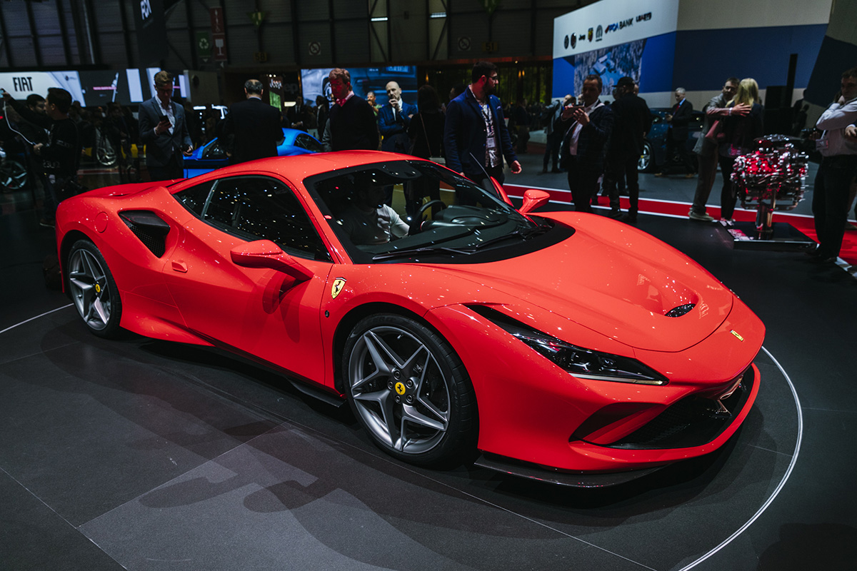 Ferrari F8 Tributo de 720 cv chega no Brasil com preço de R 3,5 milhões