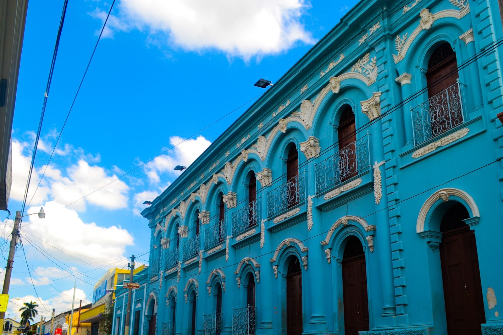 Fotos de El Salvador y otros lugares: Casa de la cultura de Ahuachapán