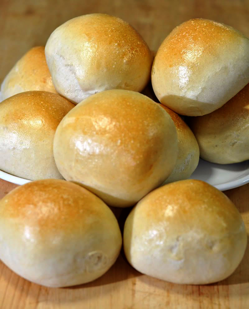 Things wot I Made Then Ate Hamburger buns, dinner rolls