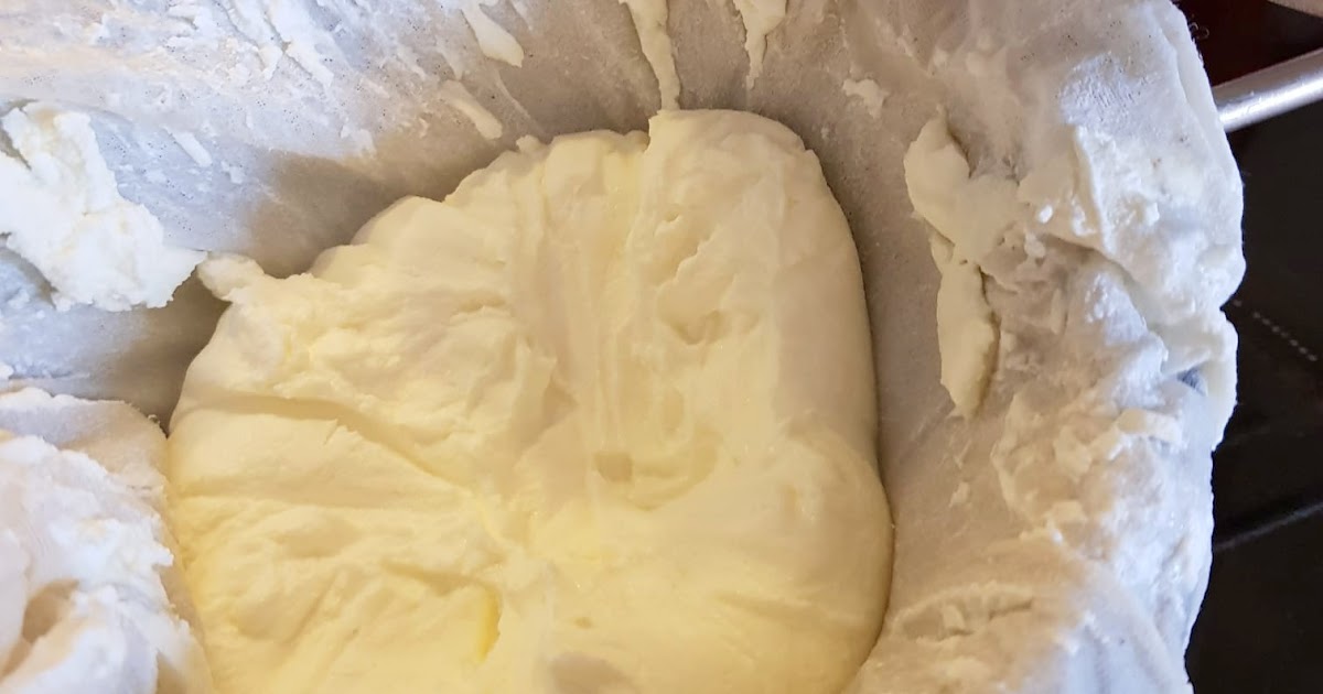 Frischkäse aus Joghurt mit Kräutern und Knobi