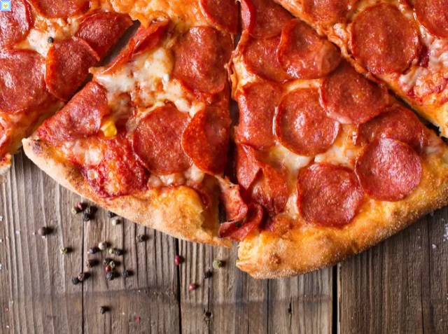 10 أسباب تجعل البيتزا مفيدة لك , فوائد البيتزا