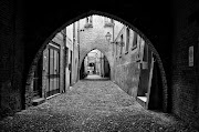 Ferrara bianco e nero