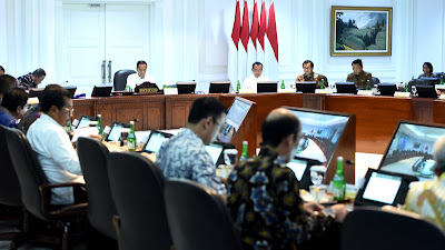 Berikut Isi Pidato Lengkap Jokowi Dalam Penanganan Arus Masuk WNI  dan Pembatasan Perlintasan WNA 