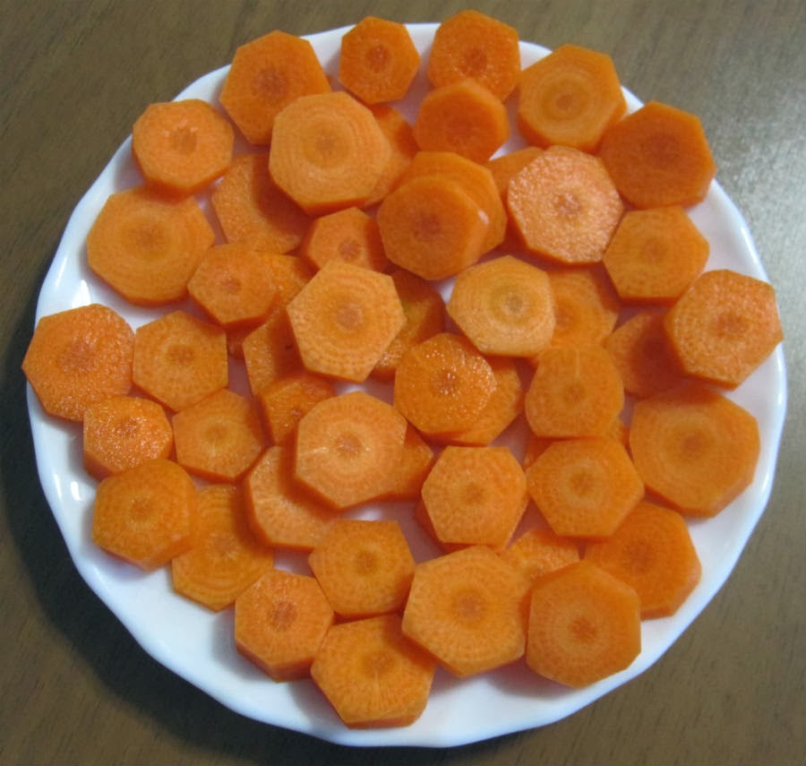 Cortar zanahoria en rodajas