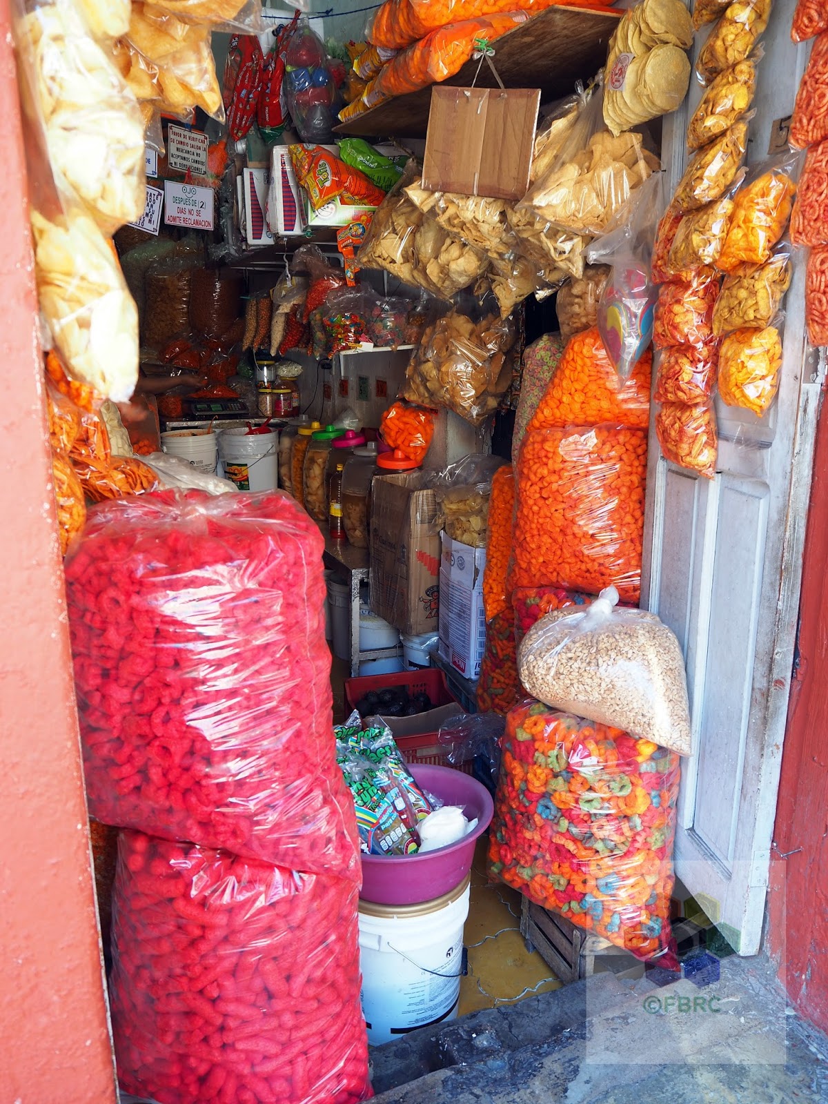 Vu d'ici, lu ailleurs El mercado Hidalgo