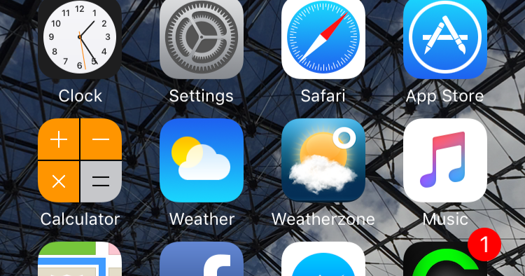 Peter Morrissey's Technology & Scripting Blog: iPhone - Bottom Half of