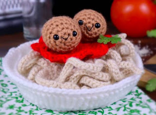 PATRON GRATIS ESPAGUETI CON ALMONDIGAS AMIGURUMI 43578