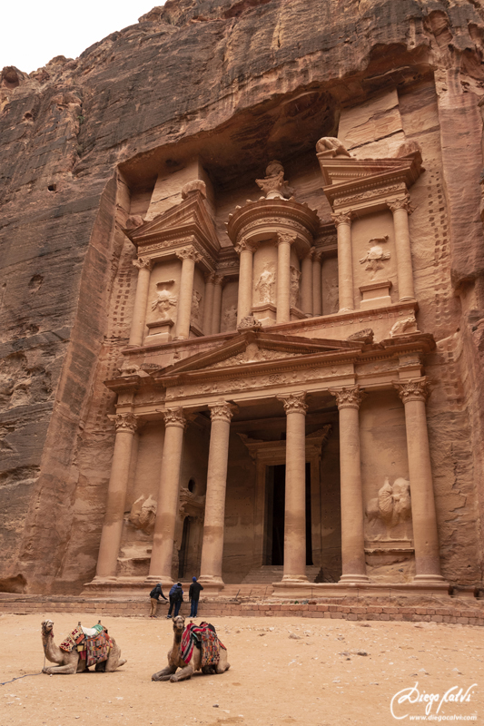 Las Tierras rojas de Jordania - Blogs de Jordania - Visita a la Ciudad de Petra (1)