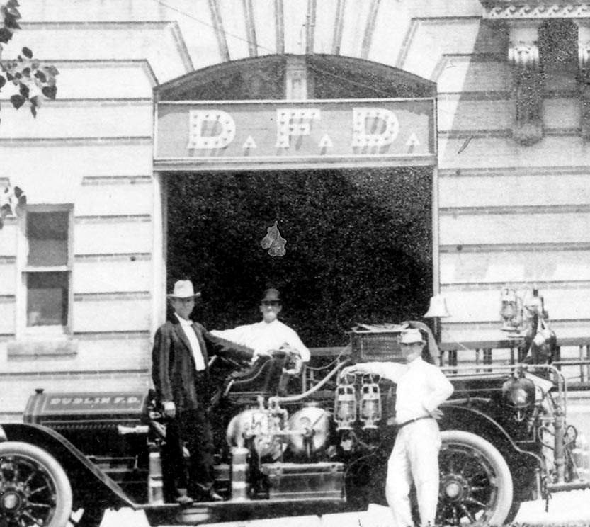 IMAGES OF OUR PAST DUBLIN FIRE DEPARTMENT, DUBLIN CITY HALL
