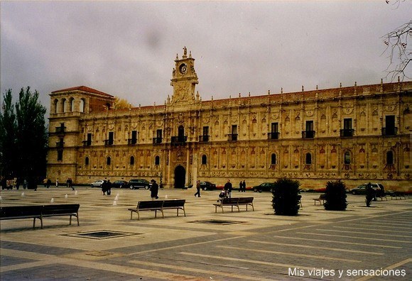 Fachada del Convento San Marcos, León