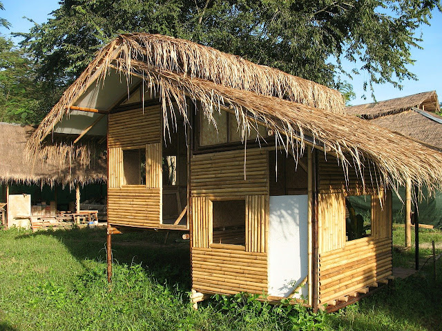 Inspirasi Desain Rumah  Bambu  Tradisional  Modern dan Semi 