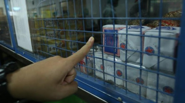 Gak Nyangka! Menu Khas Pesawat Kepresidenan RI Ternyata Hanyalah Kacang dan.... Gak Nyangka! Menu Khas Pesawat Kepresidenan RI Ternyata Hanyalah Kacang dan....