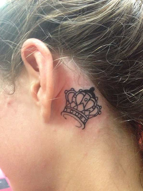 Tatuagens femininas atrás das orelhas Tatuagens femininas atrás das orelhas