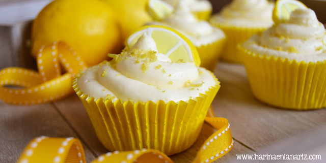 cupcakes con buttercream de limón