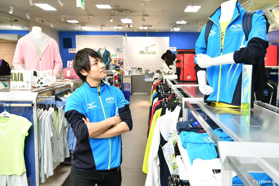 Publiciteit Mobiliseren Vertolking JAPANKURU: # Shopping ♪ A visit to "MIZUNO" Japanese Baseball Specialty Shop  in Tokyo! ~ Jinbocho/ Ochanomizu ~ Check the MADE IN JAPAN sporting goods!