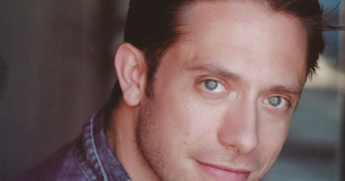 James C Leary Dallas Comic & Pop Expo 2014 Autograph Hound's Blah