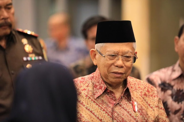 Ma'ruf Amin Jadi 'Hakim' Masa Depan Ahok Ma'ruf Amin Jadi 'Hakim' Masa Depan Ahok