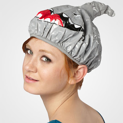 Shark-Shower-Cap-to make greenhouse effect to smoothing your hair