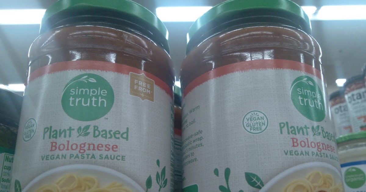 My cat loves Daiya! Vegan Bolognese, Garlicy Ramen and