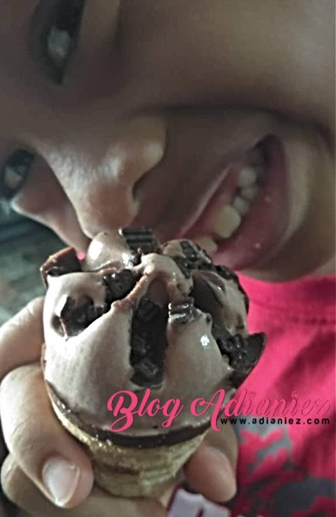 Walls Cornetto Chocolate | Menceriakan anak-anak...