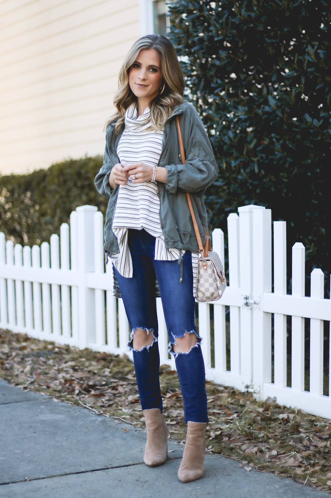 An Early Spring Outfit... | The Dainty Darling