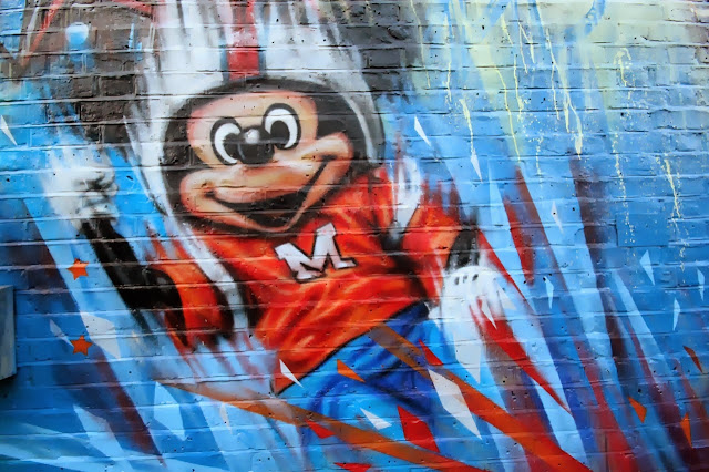 "Wonderland" new Street Art mural by Dale Grimshaw in East London, UK. 3